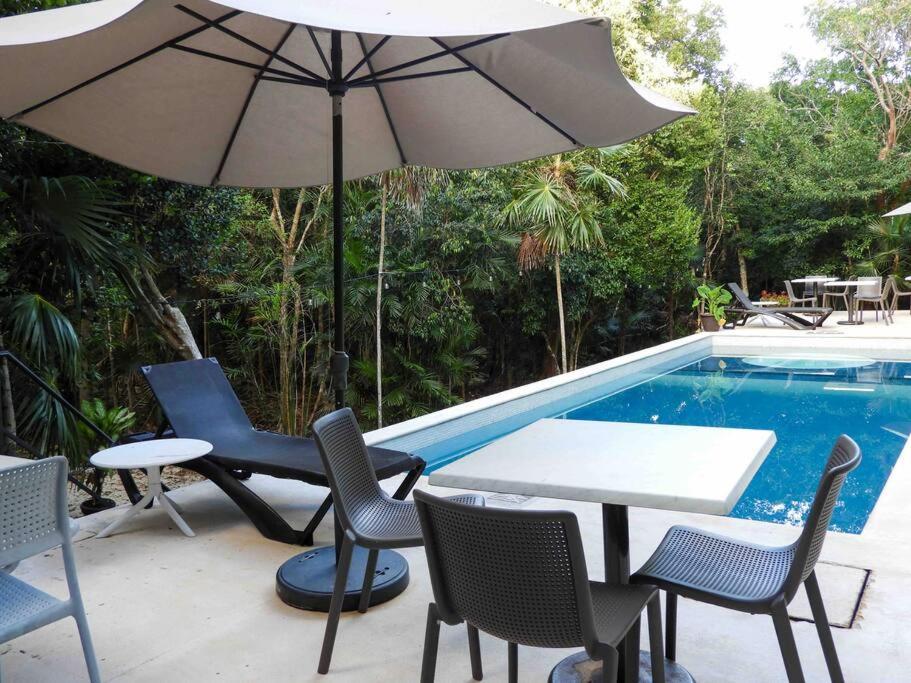 Aku-Chic Newly Furbished Condo Jungle Pool Xetna Exterior photo